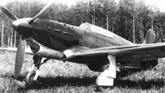 Як-1 на аэродроме.jpg