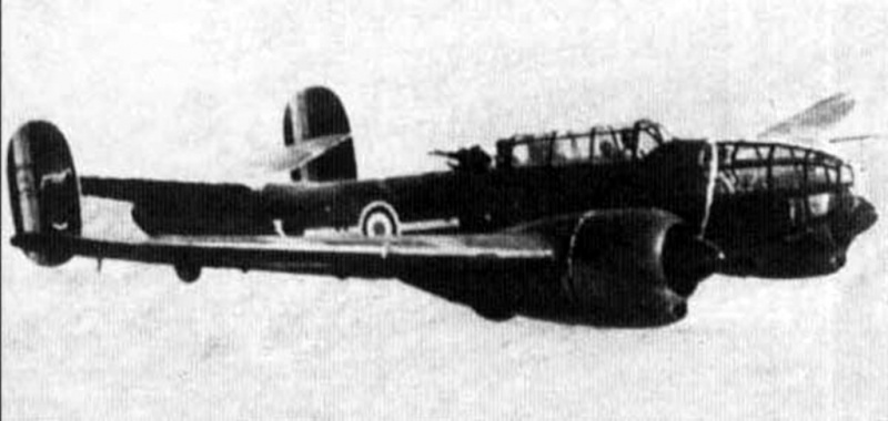 Файл:MB174 М.В.174A3 из группы GR II-33 авиации правительства Виши в районе Эль-Аквины (Тунис), 1943 г..jpg