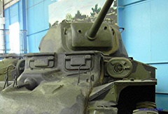 T18E2 Boarhound Bovington front.jpg