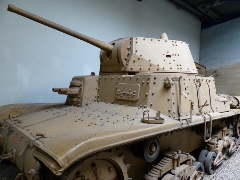 Файл:M15-42 в военном музее, Сомюр, Франция.jpg