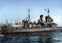 Ayanami ЭМ «Аянами» у Йокогамы, 5 сентября 1931.jpg