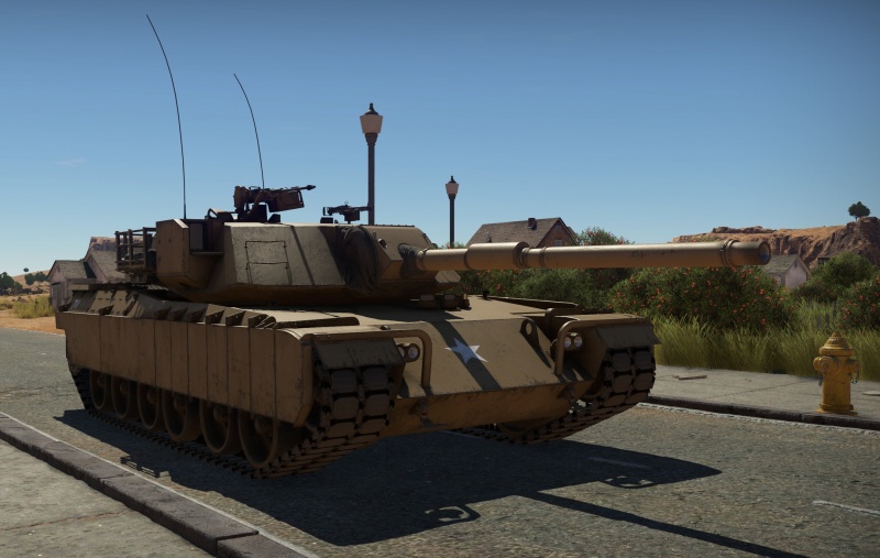 Файл:XM1 от General Motors на улицах американского городка.jpg