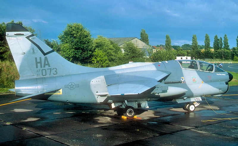 Файл:174th Tactical Fighter Squadron A-7K 81-1073.jpg