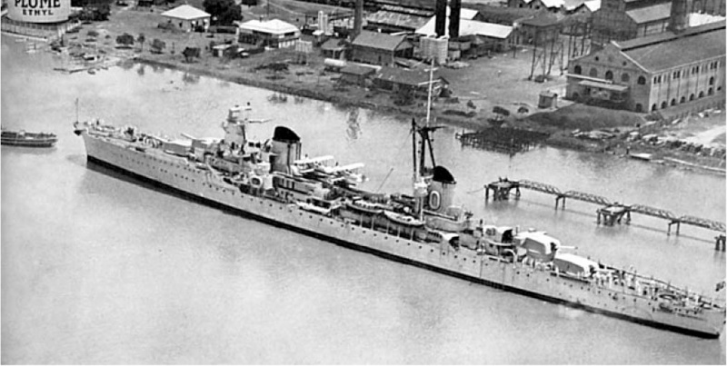 Файл:Montecuccoli КРЛ «Раймондо Монтекукколи» в одном из австралийских портов во время похода 1938 г.jpg