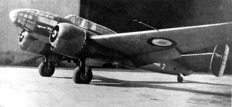 Файл:MB174 После капитуляции Франции немцы приказали демонтировать воздушные винты со всех самолётов.jpg