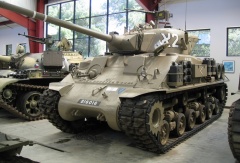 Израильский Sherman M-50 в одной из танковых коллекций.jpg