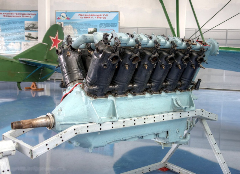 Файл:ТБ3 М-17, музей в Монино.jpg