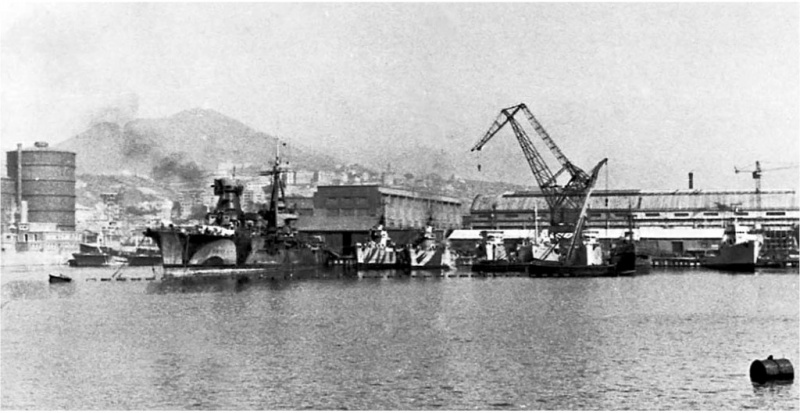 Файл:Montecuccoli Ремонтирующиеся и достраивающиеся корабли на верфи «Ансальдо» в Генуе, март 1943 г. слева «Раймондо Монтекукколи».jpg