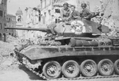 M24 Chaffee в городе.jpg