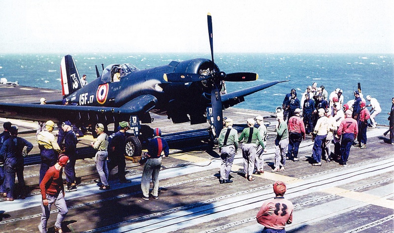 Файл:F4U-7 история 3).jpg