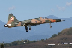 Taiwan F-5 5261 RCQS 21Nov14 Marcel J. van Bielder-1 640.jpg