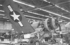 Будущий Корсар на сборочной линии фирмы Chance Vought.jpg