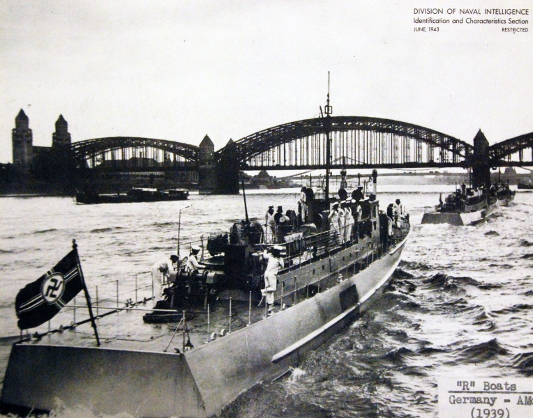 Файл:R-boats (mineweepers), 1939.jpg